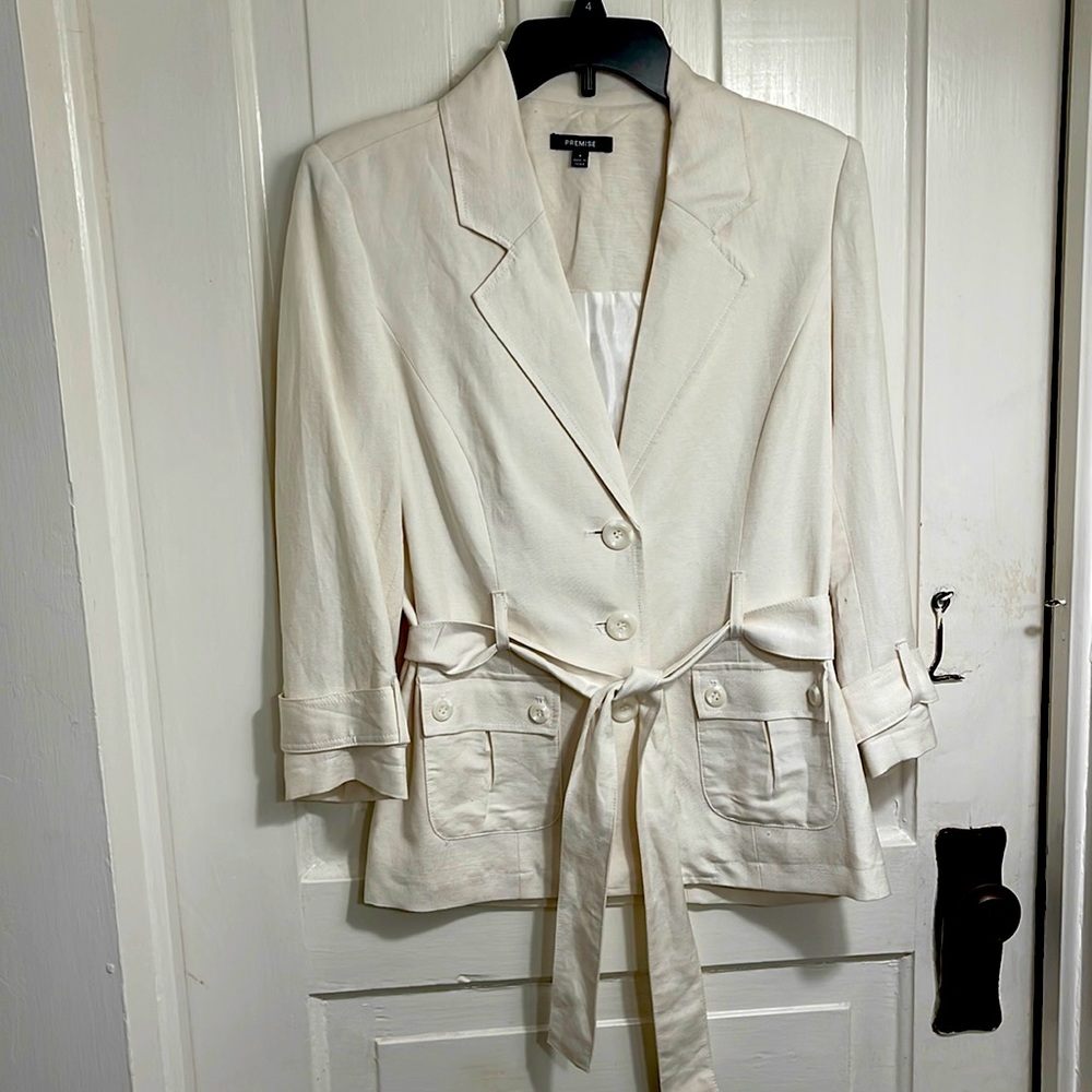 Premise two-piece linen/rayon fully lined pantsuit